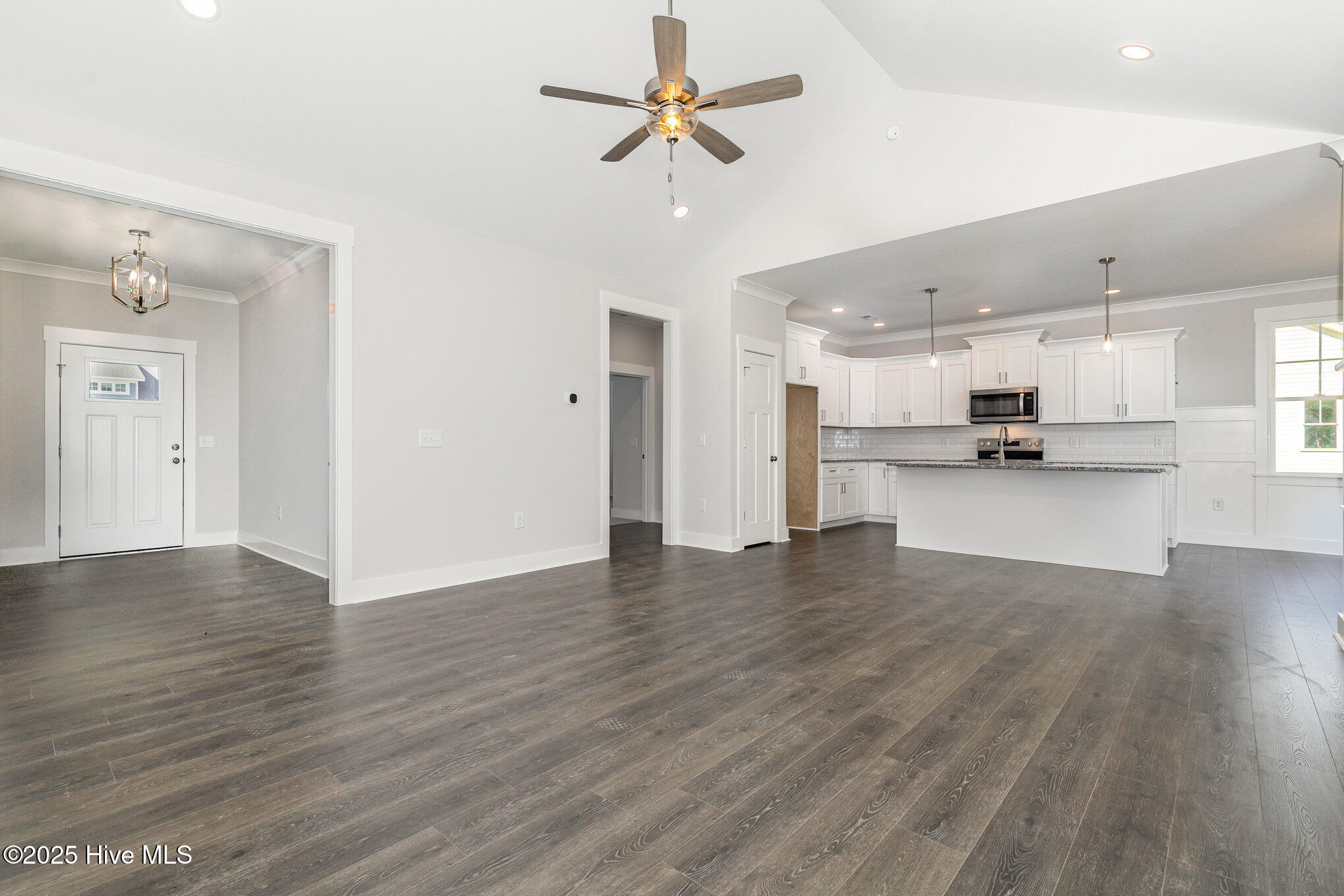 110 Prosecco Drive Princeton, NC 27569 - Photo 5 of 30 005_img_4562-edit_611