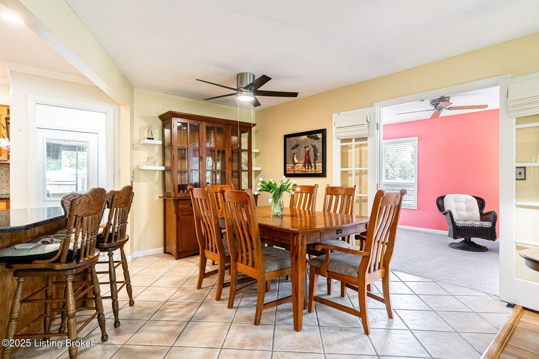 8703 Waltlee Road Louisville, KY 40291 - Photo 17 of 44 photo_online_016