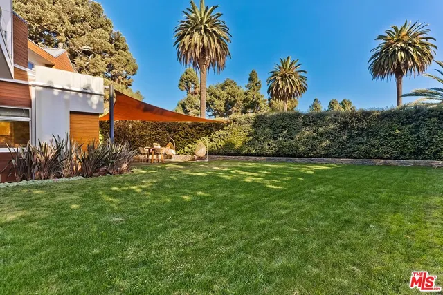 $13,199,000 | 831 Georgina Avenue, Santa Monica, CA 90402