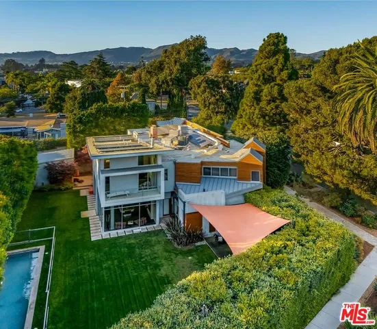 $13,199,000 | 831 Georgina Avenue, Santa Monica, CA 90402