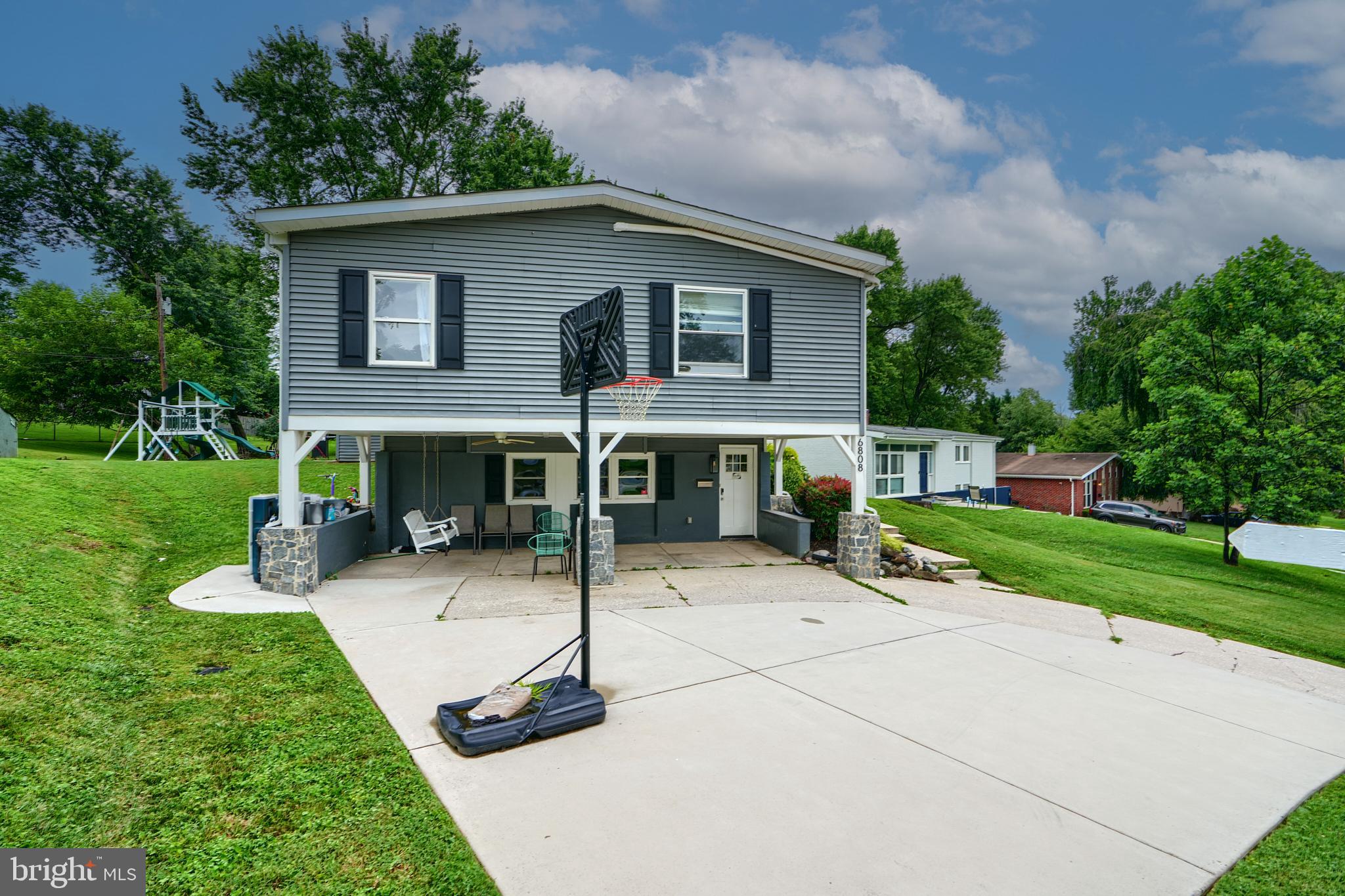 6808 Timberlane Road Baltimore, MD 21209 - Photo 45 of 51 Gallery Image 45