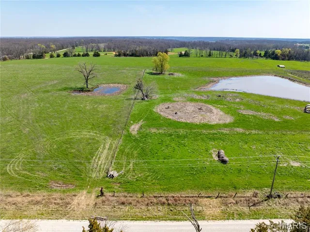 $89,900 | 4 Harbortown Road, Monroe City, MO 63456