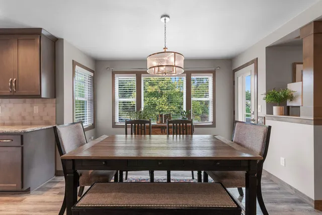 $539,900 | 2503 Remington Road, Green Bay, WI 54302