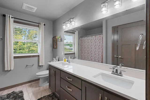 $539,900 | 2503 Remington Road, Green Bay, WI 54302