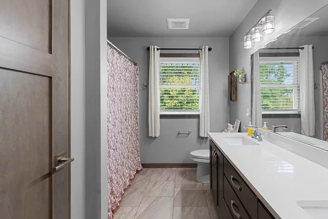 $539,900 | 2503 Remington Road, Green Bay, WI 54302