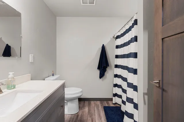 $539,900 | 2503 Remington Road, Green Bay, WI 54302