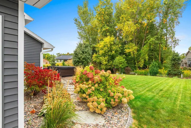 $539,900 | 2503 Remington Road, Green Bay, WI 54302