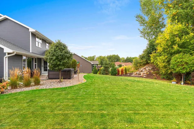 $539,900 | 2503 Remington Road, Green Bay, WI 54302