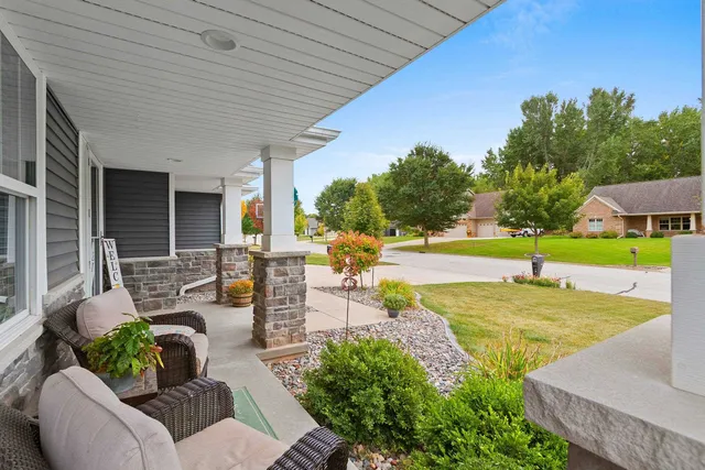 $539,900 | 2503 Remington Road, Green Bay, WI 54302