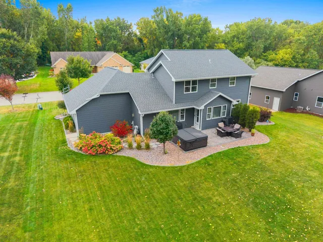 $539,900 | 2503 Remington Road, Green Bay, WI 54302