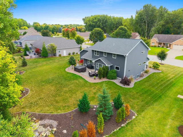 $539,900 | 2503 Remington Road, Green Bay, WI 54302