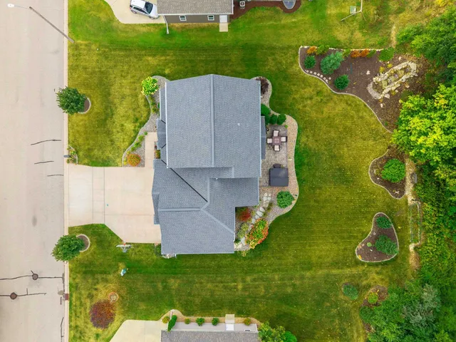 $539,900 | 2503 Remington Road, Green Bay, WI 54302