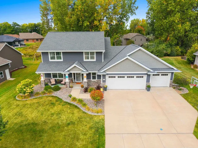 $539,900 | 2503 Remington Road, Green Bay, WI 54302
