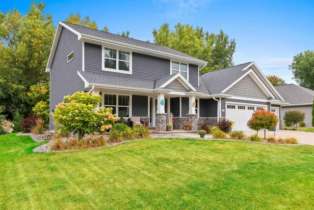 $539,900 | 2503 Remington Road, Green Bay, WI 54302