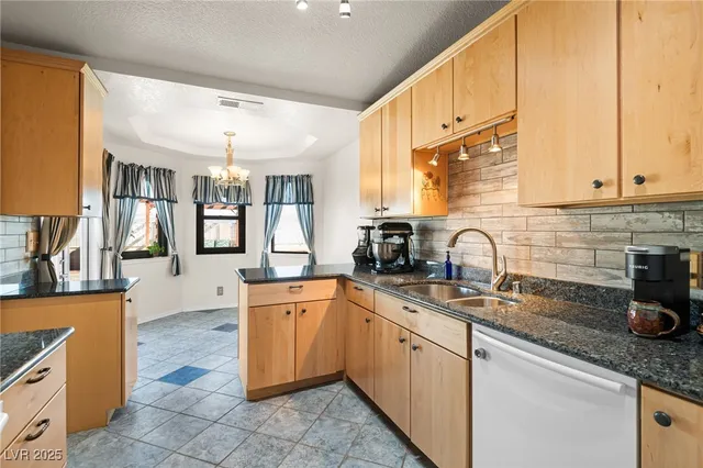 $373,000 | 2822 La Palma Drive, Laughlin, NV 89029