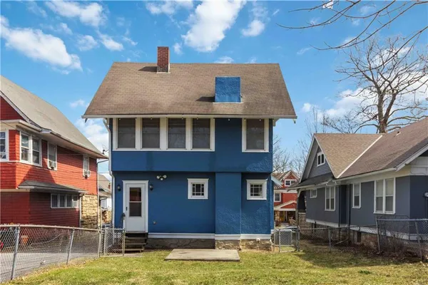 $275,000 | 136 Lawn Avenue, Kansas City, MO 64123