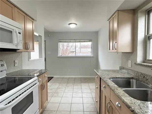 $2,575 | 1703 Greenhaven Drive, Richardson, TX 75080