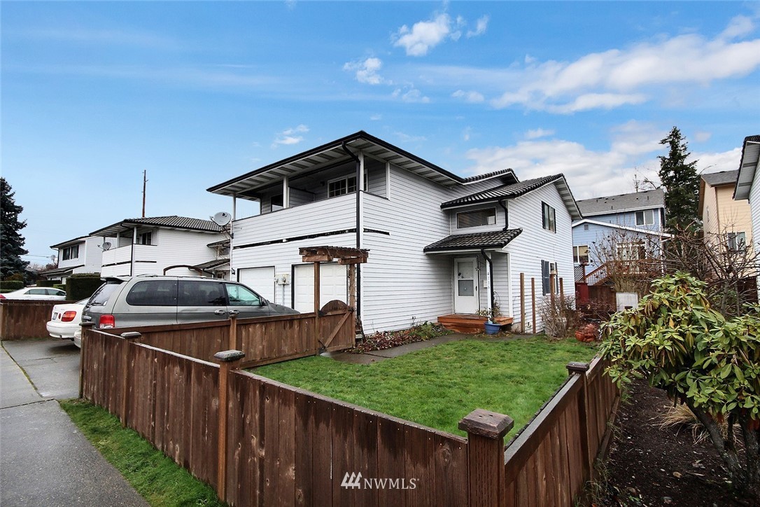 4116 Northeast 5th Street Renton, WA 98059 - Photo 1 of 16