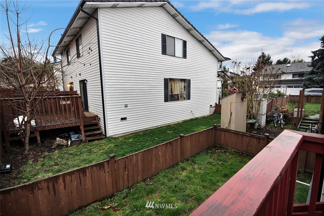 4116 Northeast 5th Street Renton, WA 98059 - Photo 16 of 16