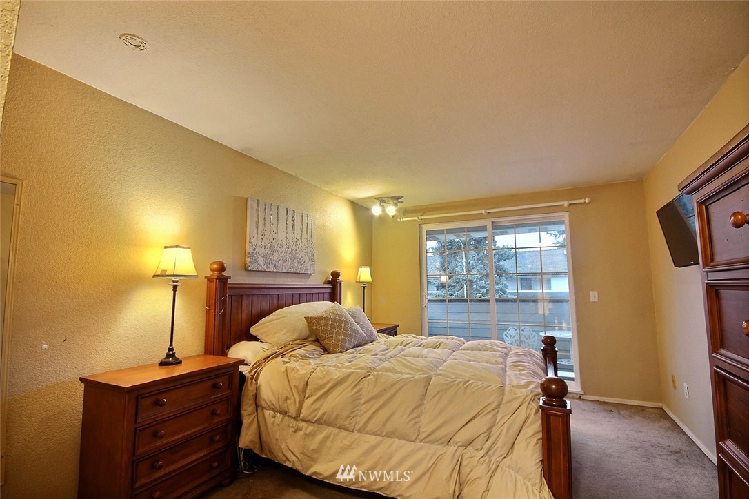 4116 Northeast 5th Street Renton, WA 98059 - Photo 8 of 16