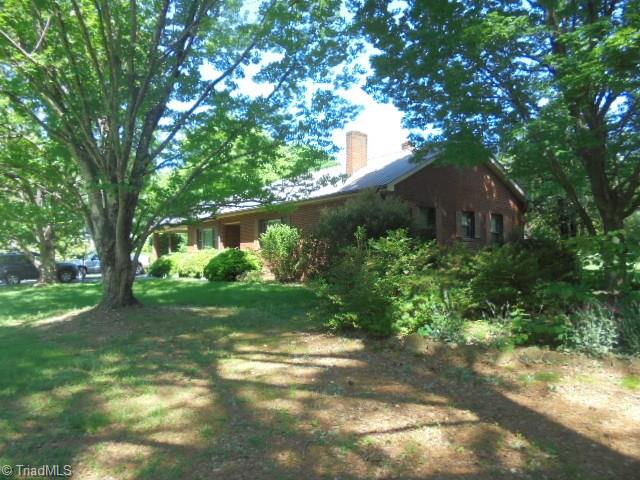 1475 Handy Road Denton, NC 27239 - Photo 5 of 27 Gallery Image 5
