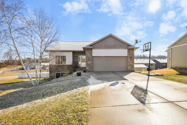 $475,000 | 1215 Springbrook Drive, Baraboo, WI 53913