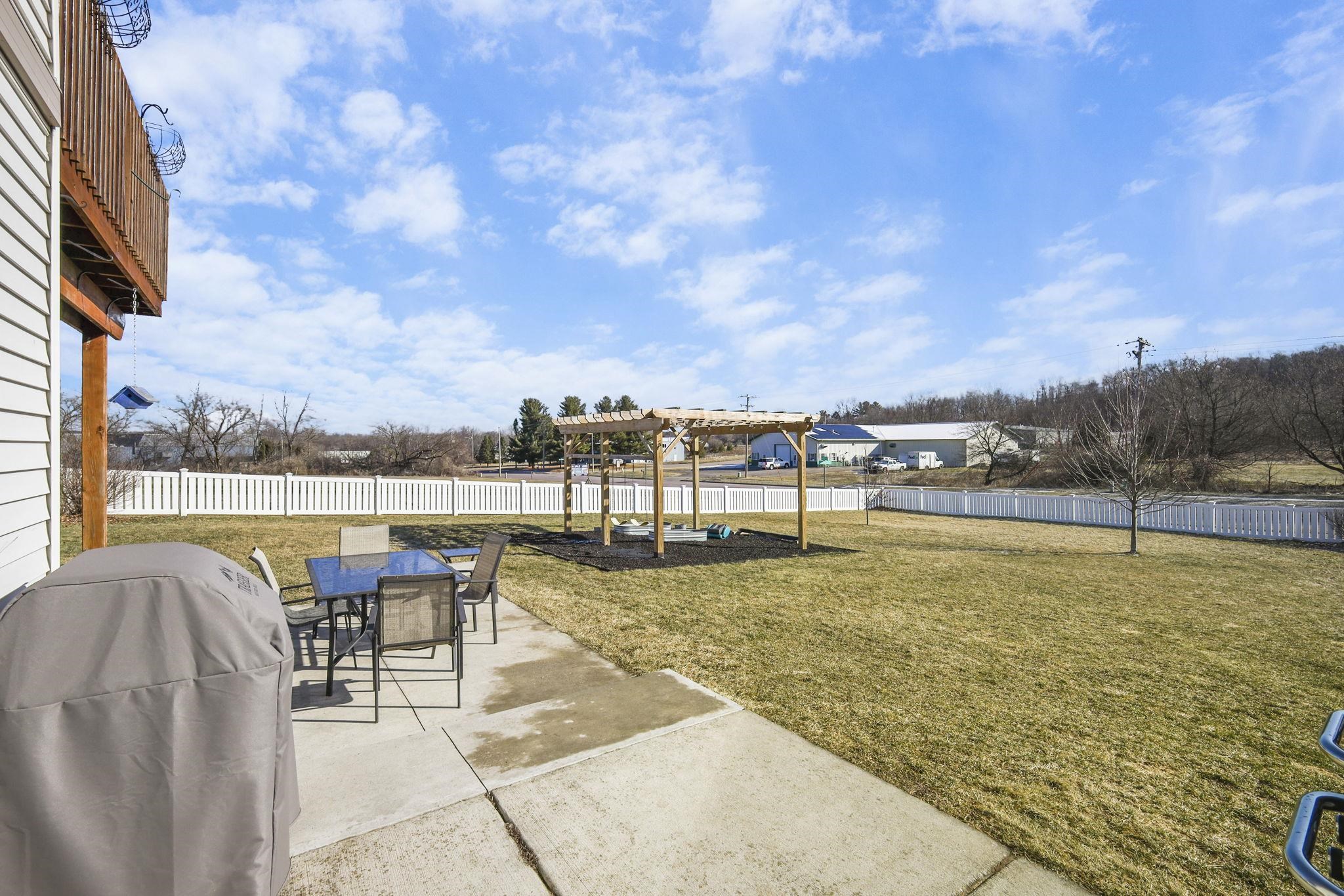 1215 Springbrook Drive Baraboo, WI 53913 - Photo 4 of 43