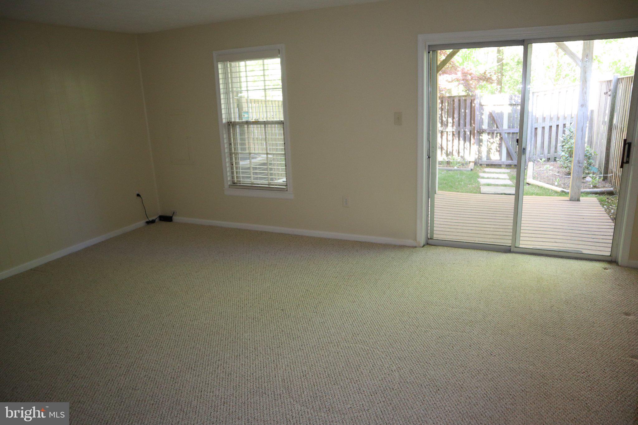 10848 Douglas Avenue Silver Spring, MD 20902 - Photo 25 of 33 an empty room with windows