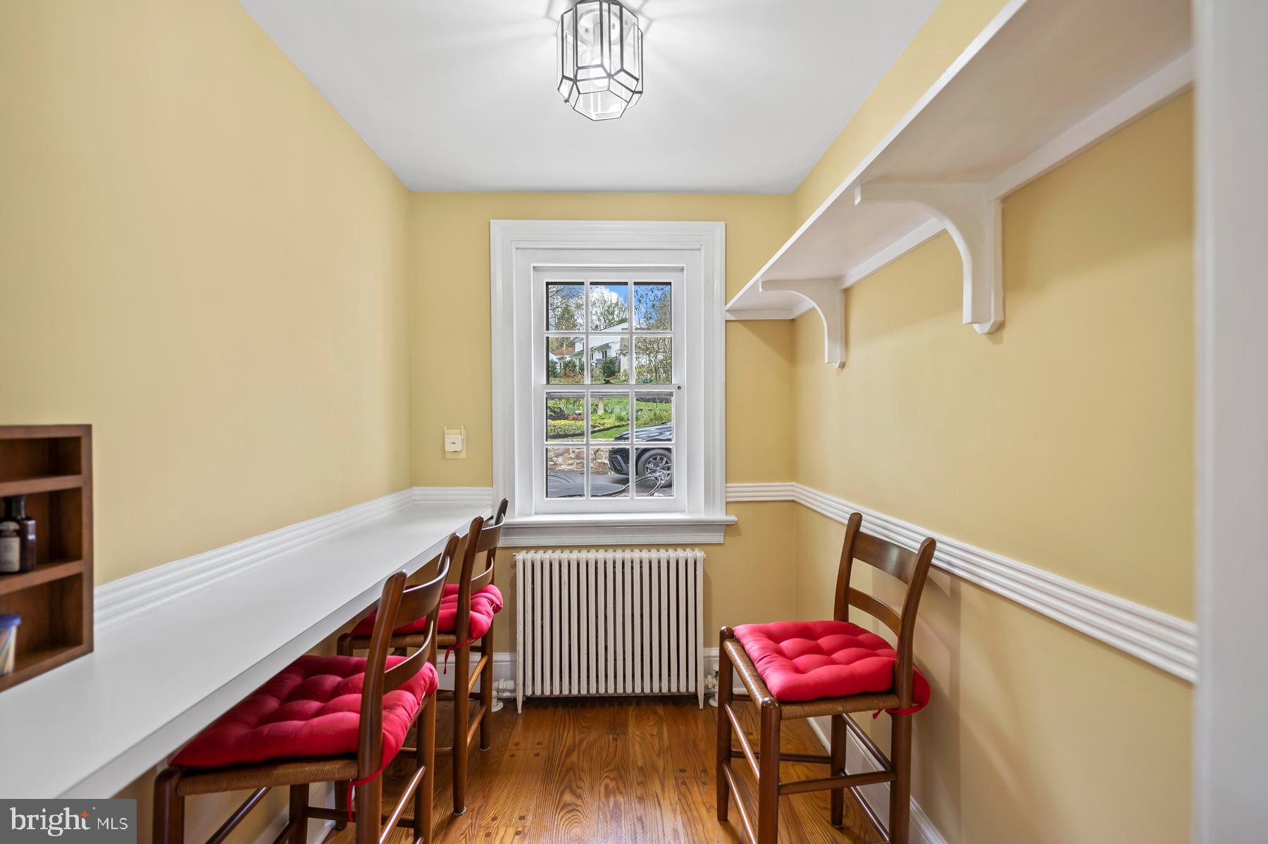 694 Kennedy Road Wayne, PA 19087 - Photo 18 of 39 Breakfast nook or study