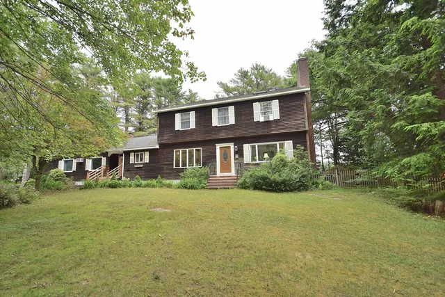 $765,000 | 10 Durham Road, Freeport, ME 04032