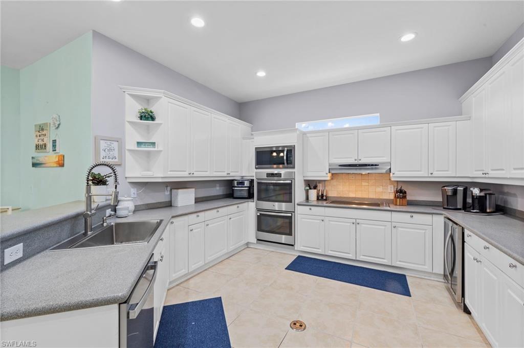 9701 Springlake Circle Estero, FL 33928 - Photo 14 of 34