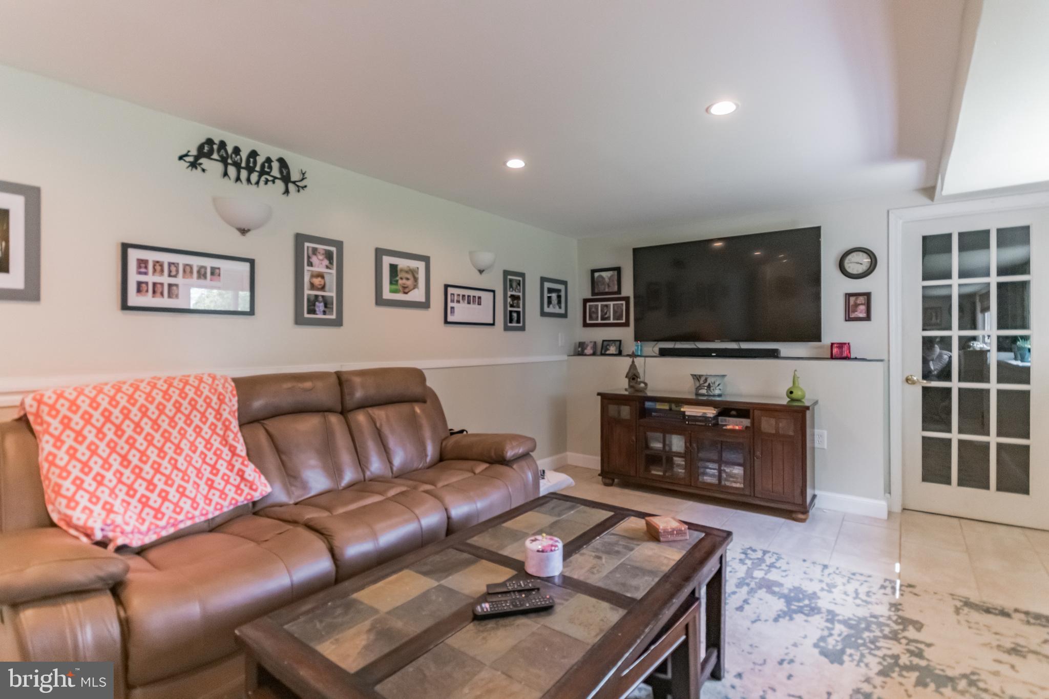 444 Chestnut Road Warminster, PA 18974 - Photo 12 of 28
