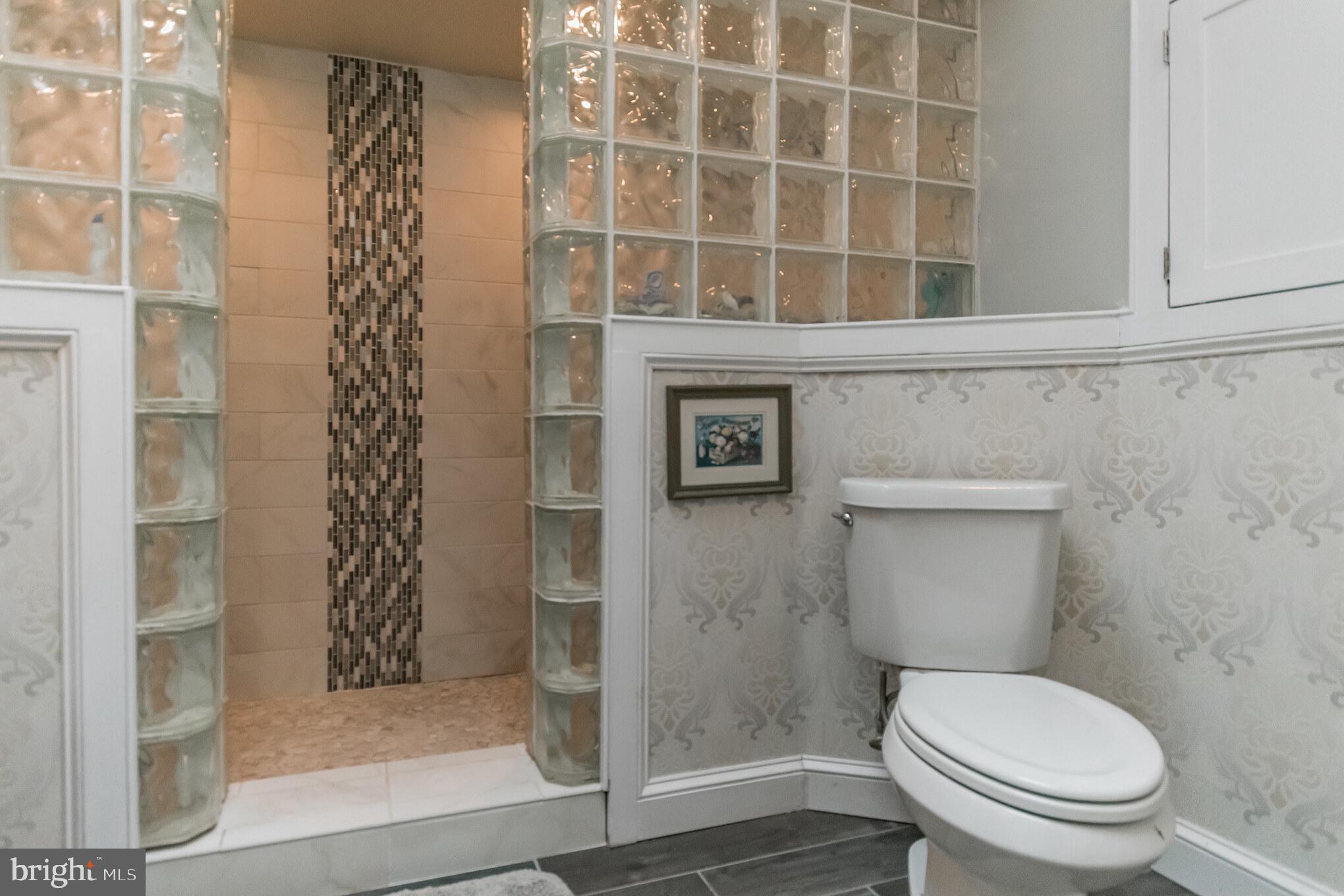 444 Chestnut Road Warminster, PA 18974 - Photo 19 of 28