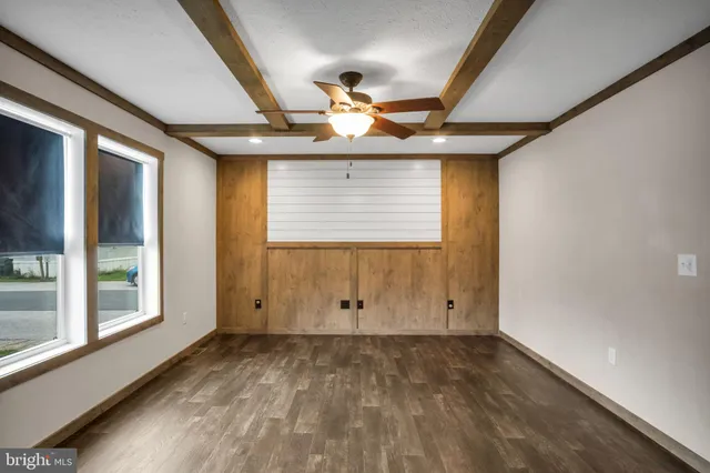 an empty room with window