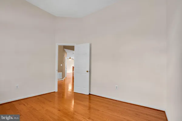 $4,000 | 8142 Tenbrook Drive, Gainesville, VA 20155