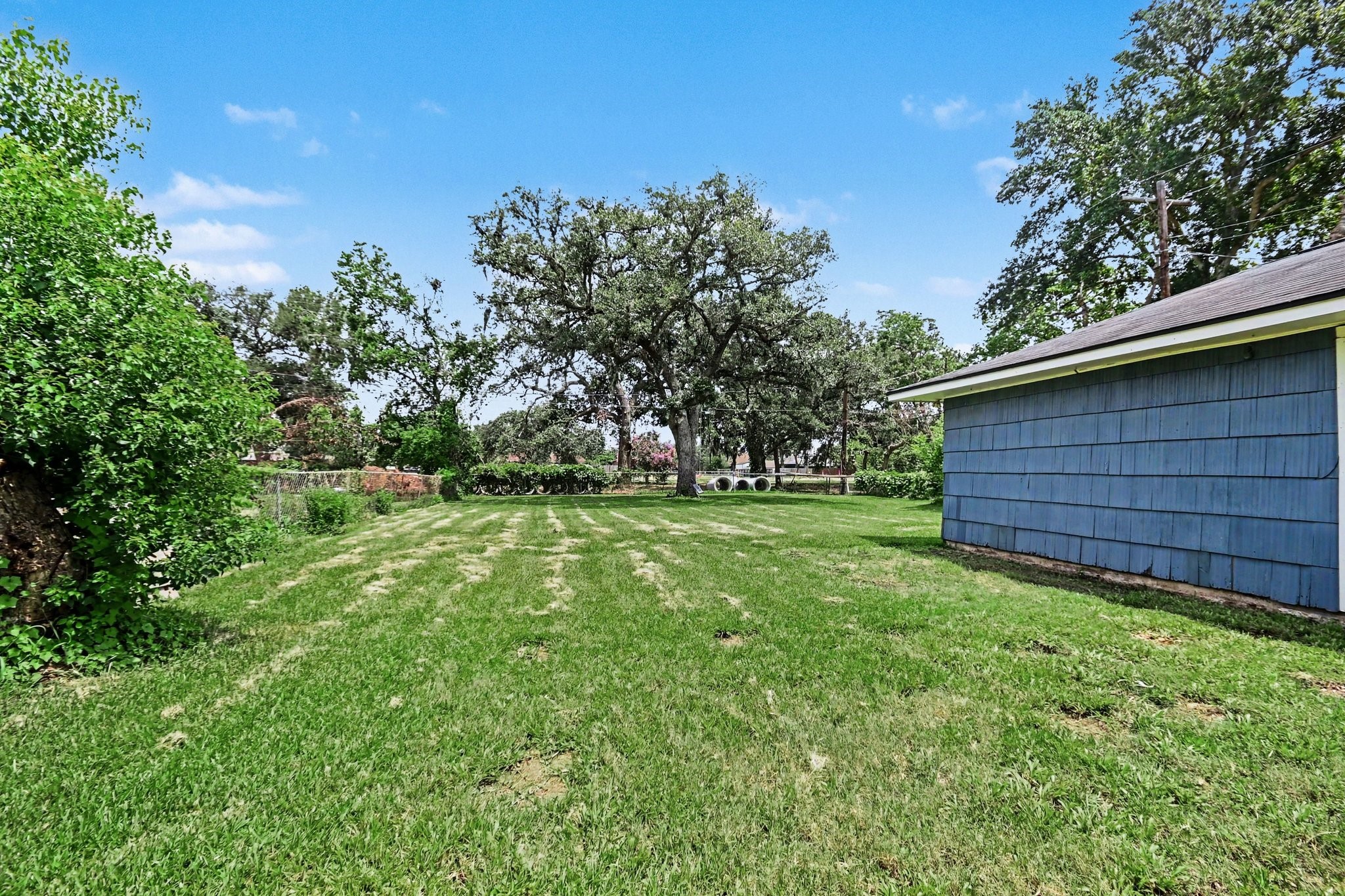 203 Chestnut Street Lake Jackson, TX 77566 - Photo 28 of 31