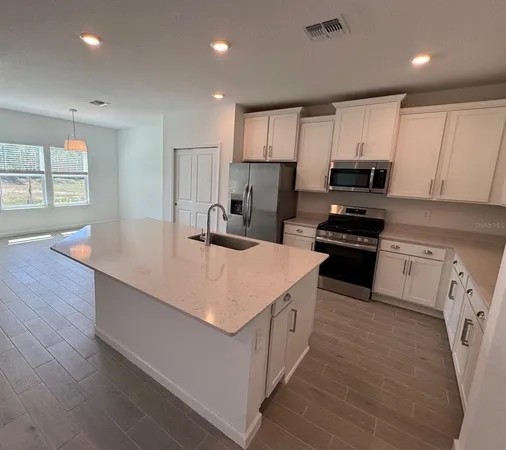 $2,850 | 13717 Northwest Convergence Boulevard, Alachua, FL 32615