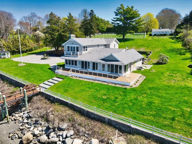 $6,000 | 149 Nanaquaket Road, Tiverton, RI 02878