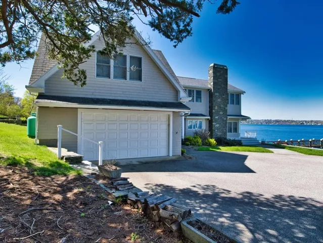 $6,000 | 149 Nanaquaket Road, Tiverton, RI 02878