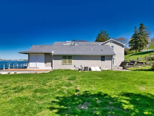 $6,000 | 149 Nanaquaket Road, Tiverton, RI 02878