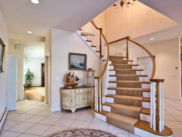 $6,000 | 149 Nanaquaket Road, Tiverton, RI 02878