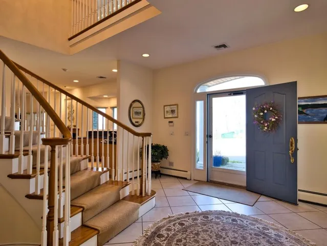 $6,000 | 149 Nanaquaket Road, Tiverton, RI 02878