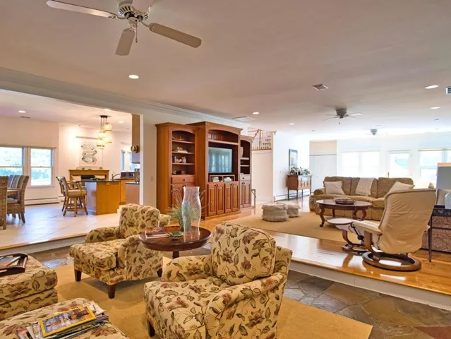 $6,000 | 149 Nanaquaket Road, Tiverton, RI 02878