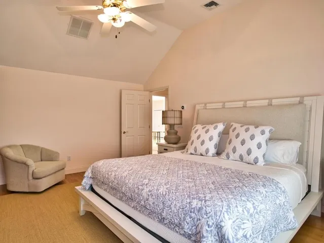 $6,000 | 149 Nanaquaket Road, Tiverton, RI 02878