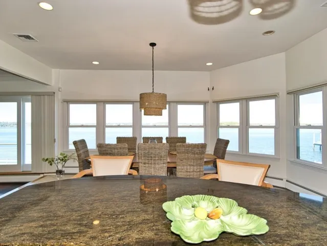 $6,000 | 149 Nanaquaket Road, Tiverton, RI 02878