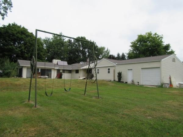 616 North Union City Road Coldwater, MI 49036 - Photo 2 of 14 IMG_0104