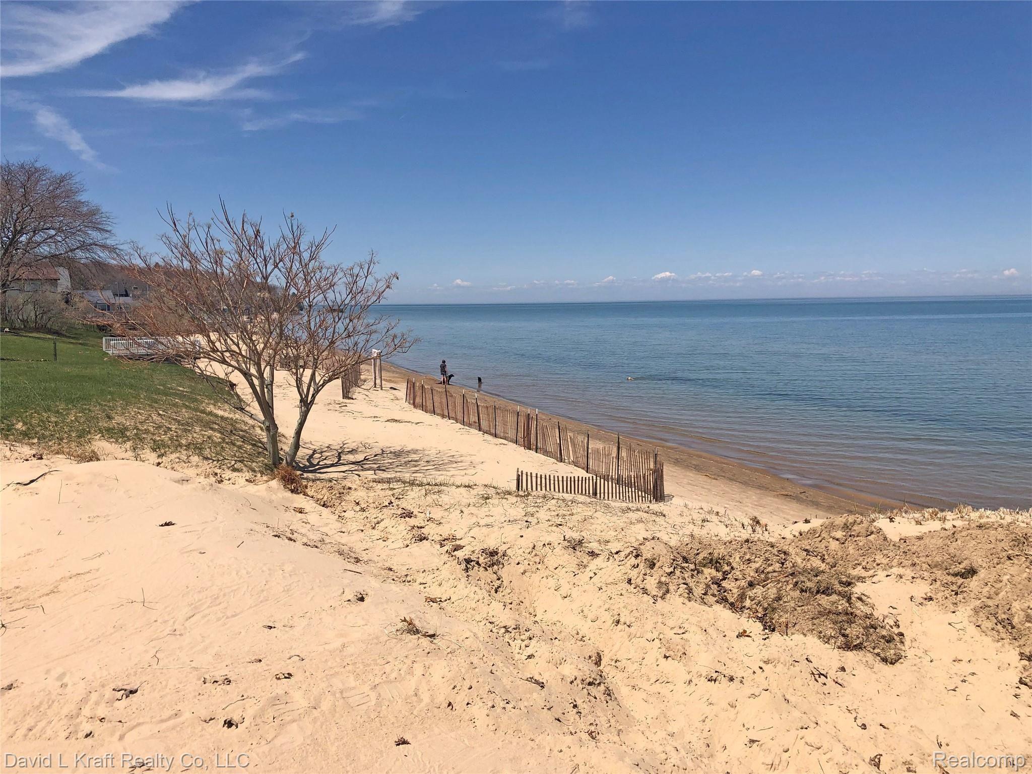 2936 Port Austin Road Port Austin, MI 48467 - Photo 20 of 27 2936PtAustinBeach.jpg