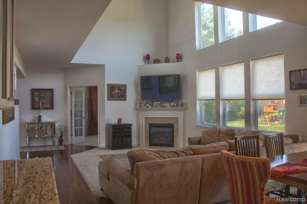 49504 Hanford Road Canton, MI 48187 - Photo 8 of 24 HDR8.jpg
