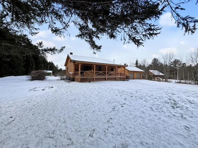 $380,000 | 116 Little River Road, Carroll, NH 03595