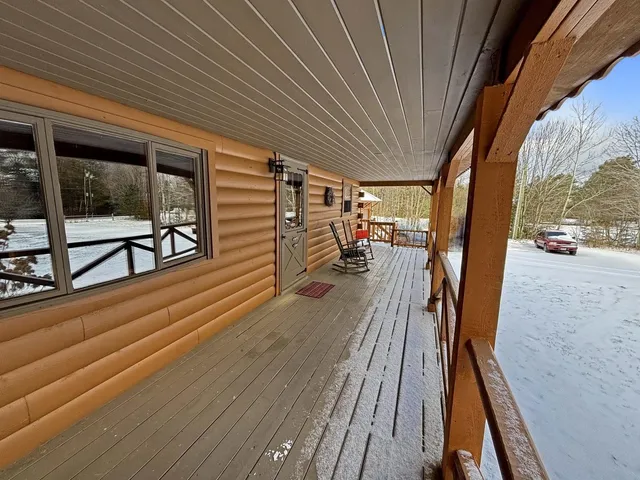 $380,000 | 116 Little River Road, Carroll, NH 03595